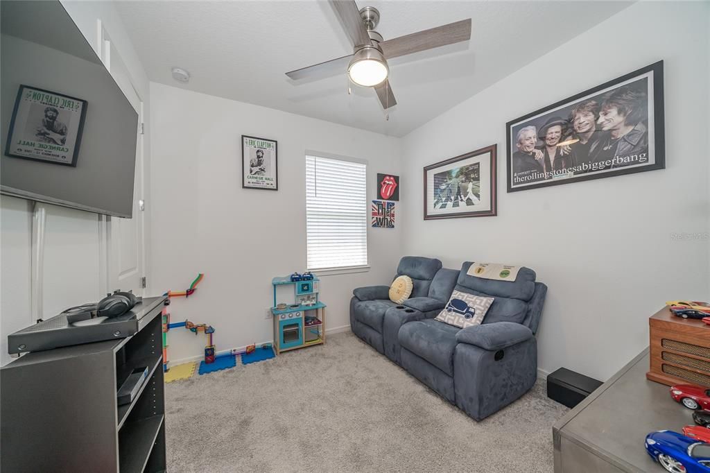 For Sale: $389,000 (2 beds, 2 baths, 1475 Square Feet)
