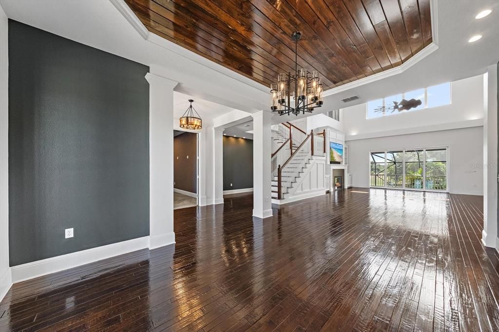 En Venta: $1,689,000 (4 camas, 3 baños, 4308 Pies cuadrados)