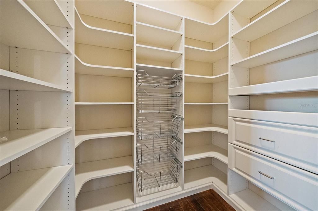 En Venta: $1,689,000 (4 camas, 3 baños, 4308 Pies cuadrados)