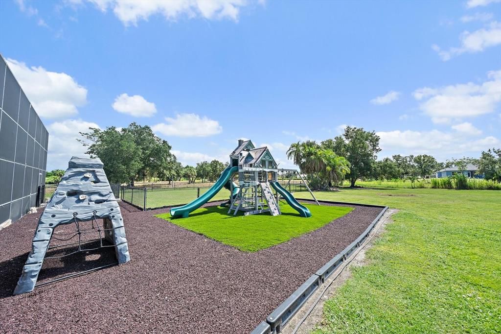 En Venta: $1,689,000 (4 camas, 3 baños, 4308 Pies cuadrados)