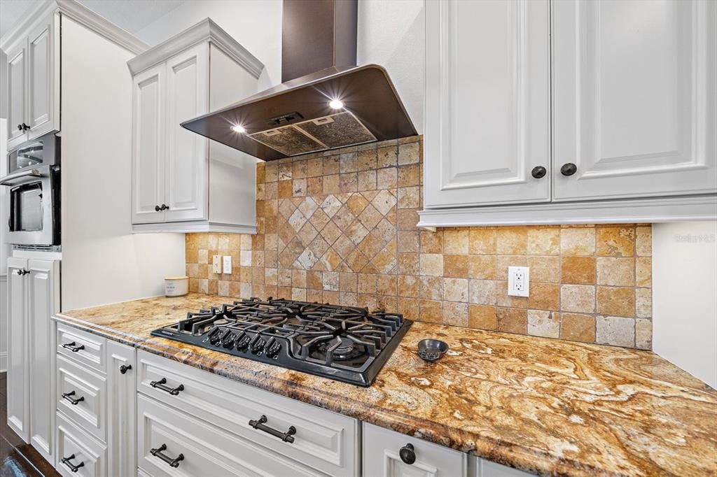 En Venta: $1,689,000 (4 camas, 3 baños, 4308 Pies cuadrados)