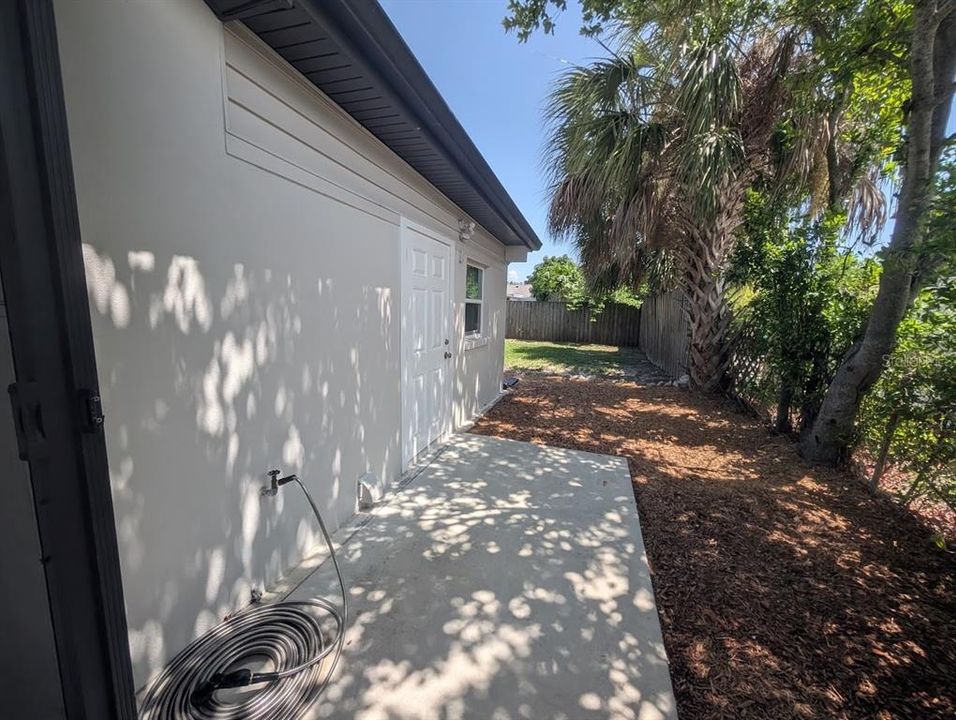For Rent: $2,900 (3 beds, 2 baths, 1639 Square Feet)