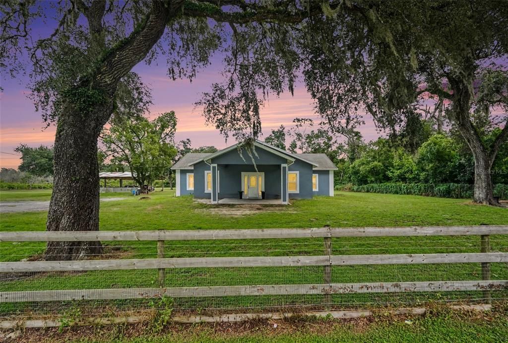 En Venta: $540,000 (4 camas, 2 baños, 2545 Pies cuadrados)