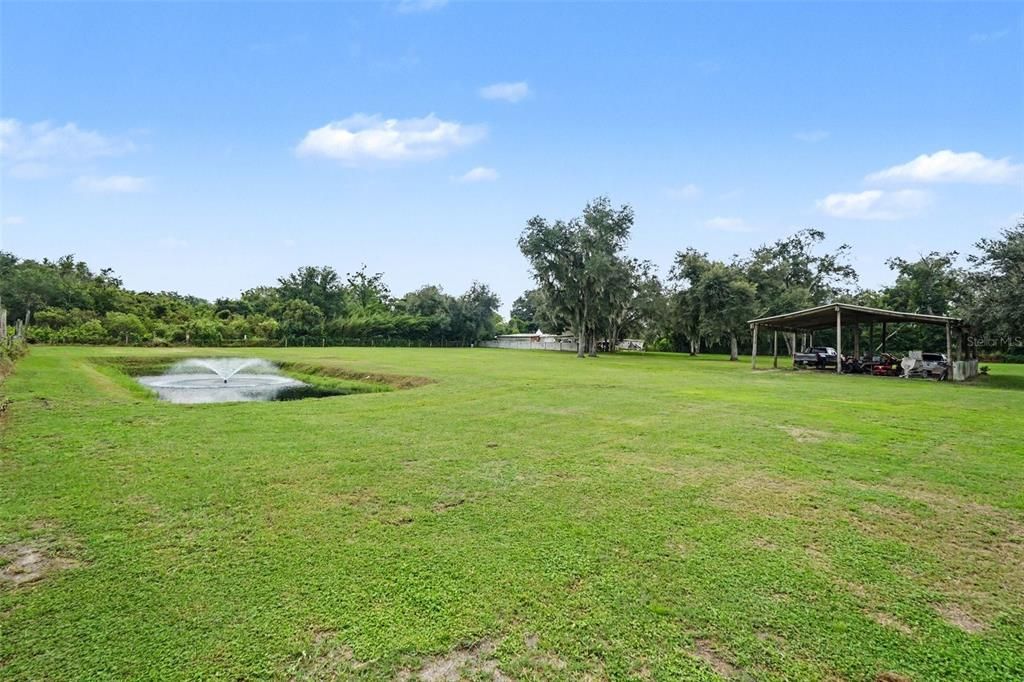 En Venta: $540,000 (4 camas, 2 baños, 2545 Pies cuadrados)