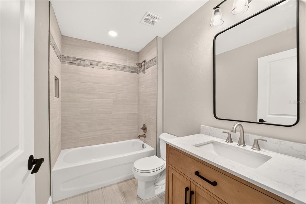 For Sale: $299,900 (3 beds, 2 baths, 1519 Square Feet)