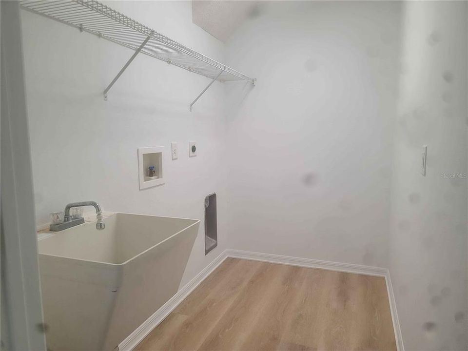 В аренду: $1,800 (3 спален, 2 ванн, 1871 Квадратных фут)