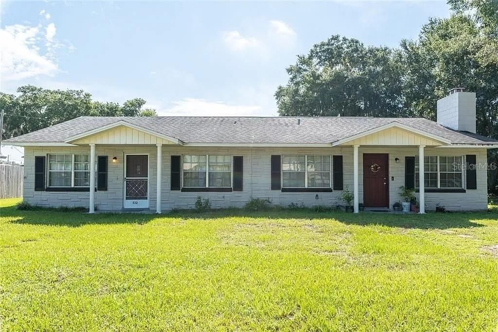 For Sale: $375,000 (4 beds, 0 baths, 1938 Square Feet)