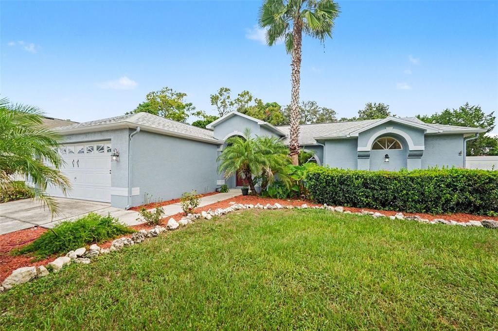 For Sale: $370,000 (3 beds, 2 baths, 1806 Square Feet)