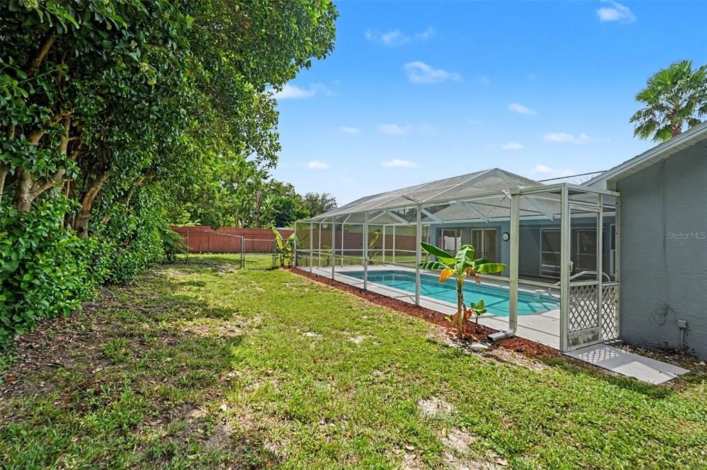 For Sale: $370,000 (3 beds, 2 baths, 1806 Square Feet)