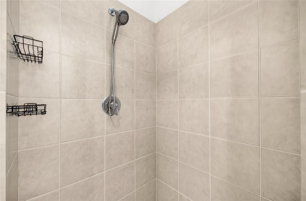For Rent: $4,500 (2 beds, 2 baths, 2024 Square Feet)