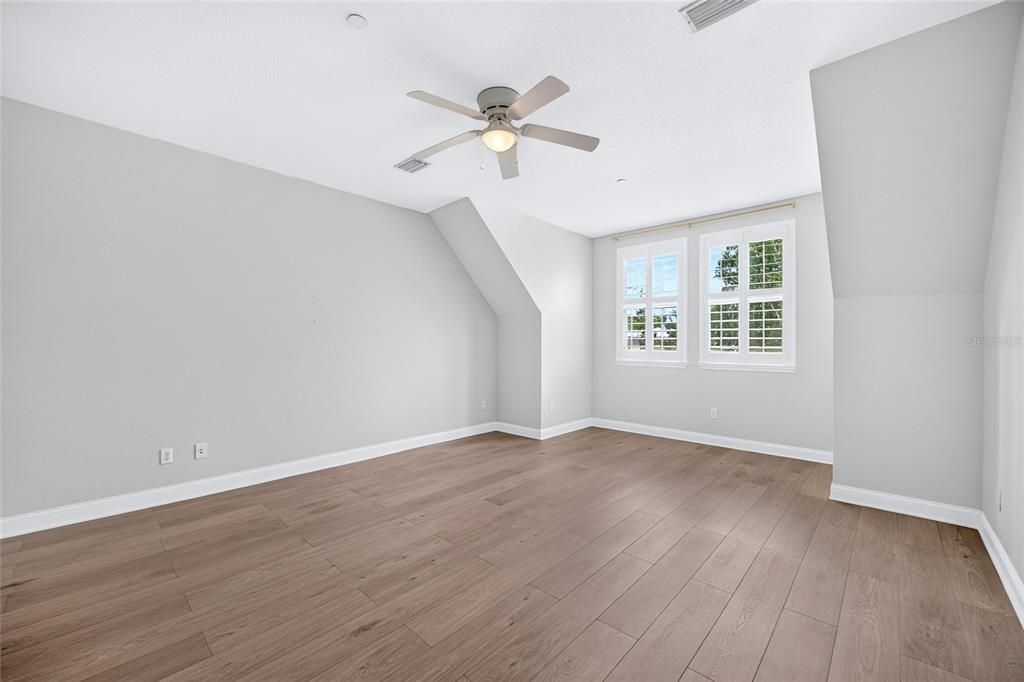 For Rent: $4,500 (2 beds, 2 baths, 2024 Square Feet)