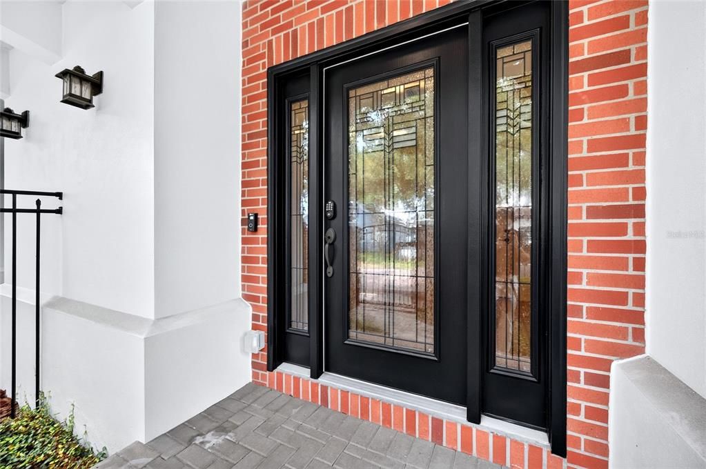 For Rent: $4,500 (2 beds, 2 baths, 2024 Square Feet)