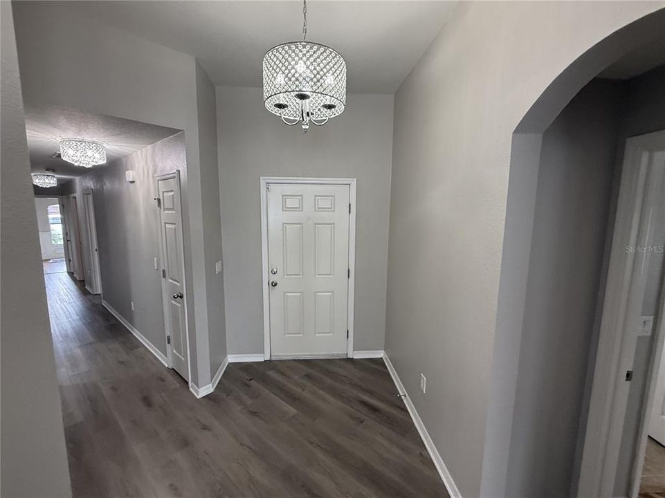 На продажу: $299,000 (3 спален, 2 ванн, 1855 Квадратных фут)