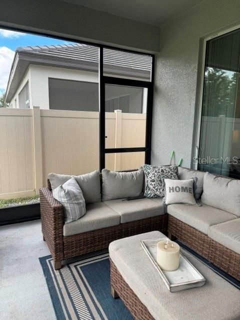 For Rent: $2,500 (3 beds, 2 baths, 2114 Square Feet)