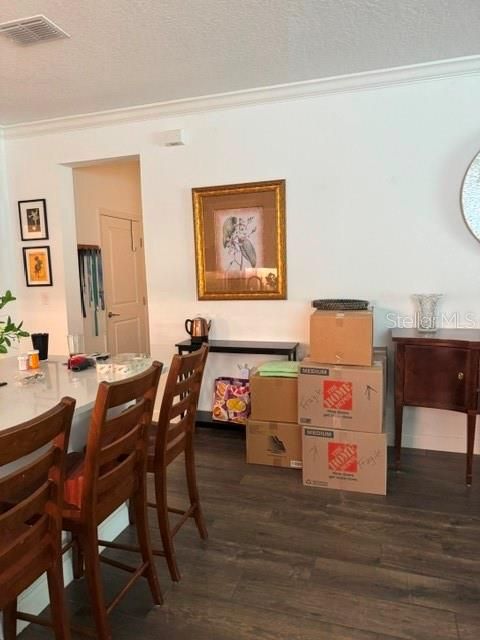 For Rent: $2,500 (3 beds, 2 baths, 2114 Square Feet)