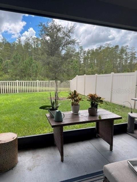 For Rent: $2,500 (3 beds, 2 baths, 2114 Square Feet)