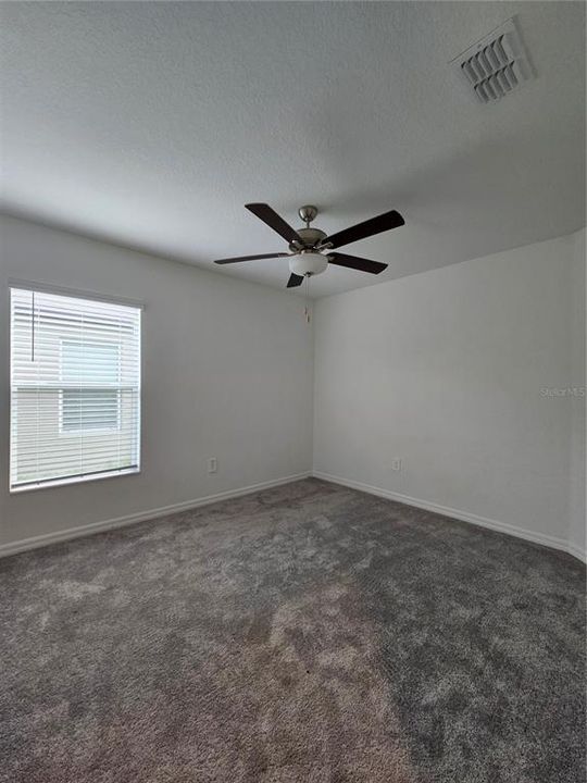 For Rent: $2,800 (4 beds, 2 baths, 1841 Square Feet)