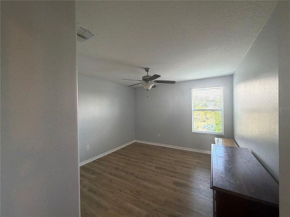For Sale: $415,000 (6 beds, 3 baths, 3362 Square Feet)