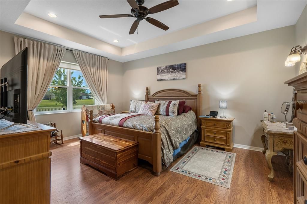 For Sale: $445,000 (4 beds, 3 baths, 2313 Square Feet)