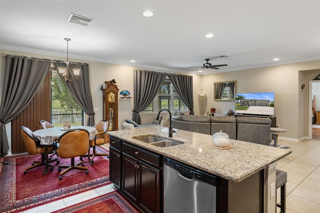 For Sale: $445,000 (4 beds, 3 baths, 2313 Square Feet)