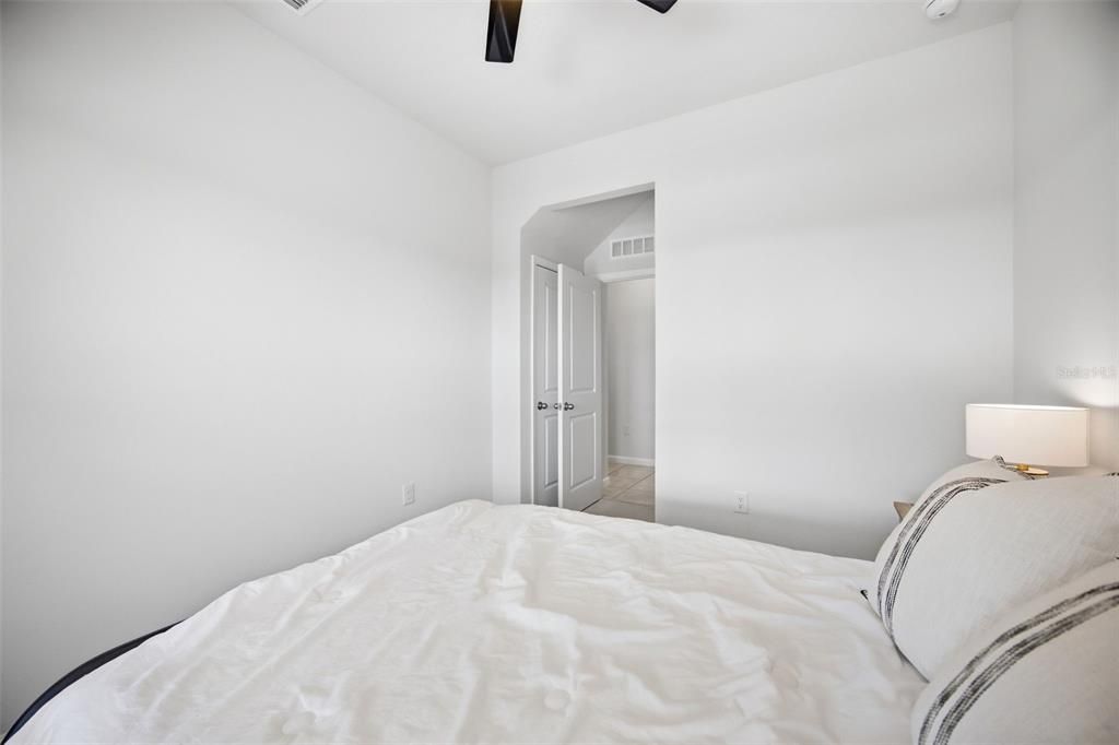 En Venta: $480,000 (4 camas, 3 baños, 3009 Pies cuadrados)
