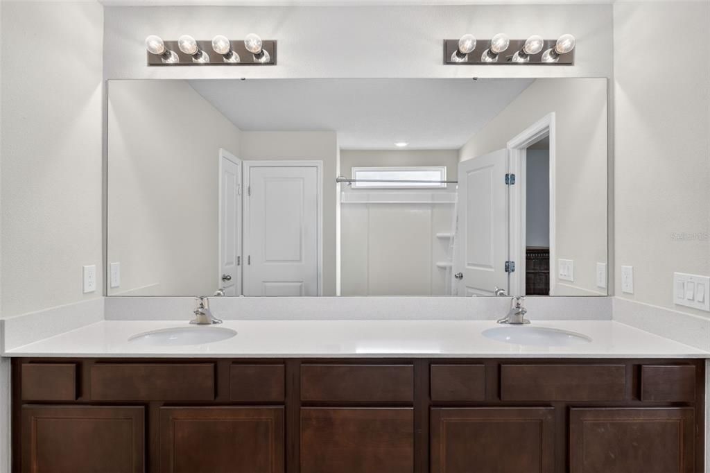 For Sale: $375,000 (4 beds, 2 baths, 2626 Square Feet)