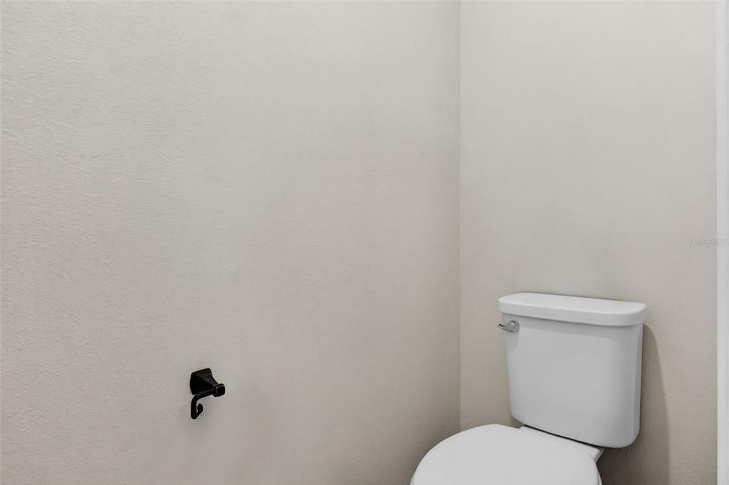 For Sale: $375,000 (4 beds, 2 baths, 2626 Square Feet)