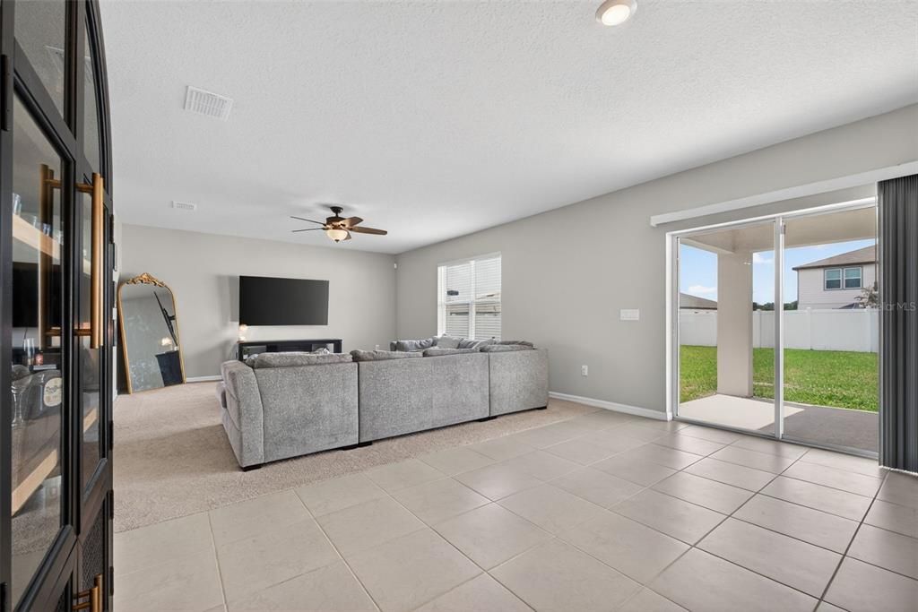 For Sale: $375,000 (4 beds, 2 baths, 2626 Square Feet)