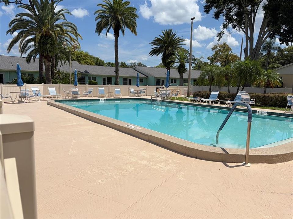 For Sale: $168,000 (2 beds, 2 baths, 935 Square Feet)