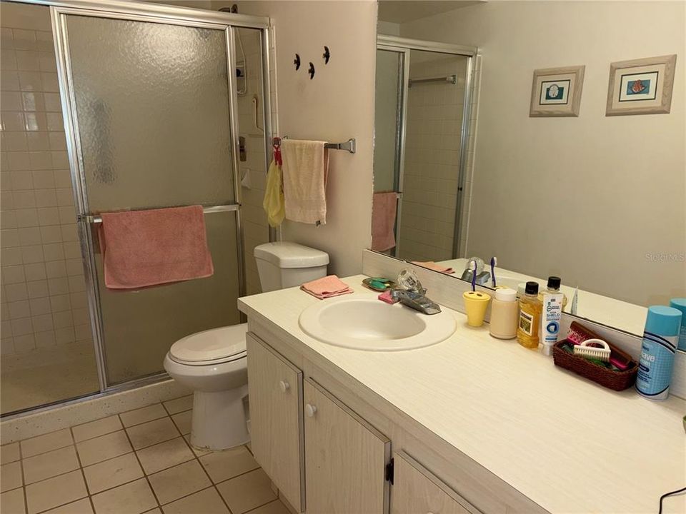 For Sale: $168,000 (2 beds, 2 baths, 935 Square Feet)