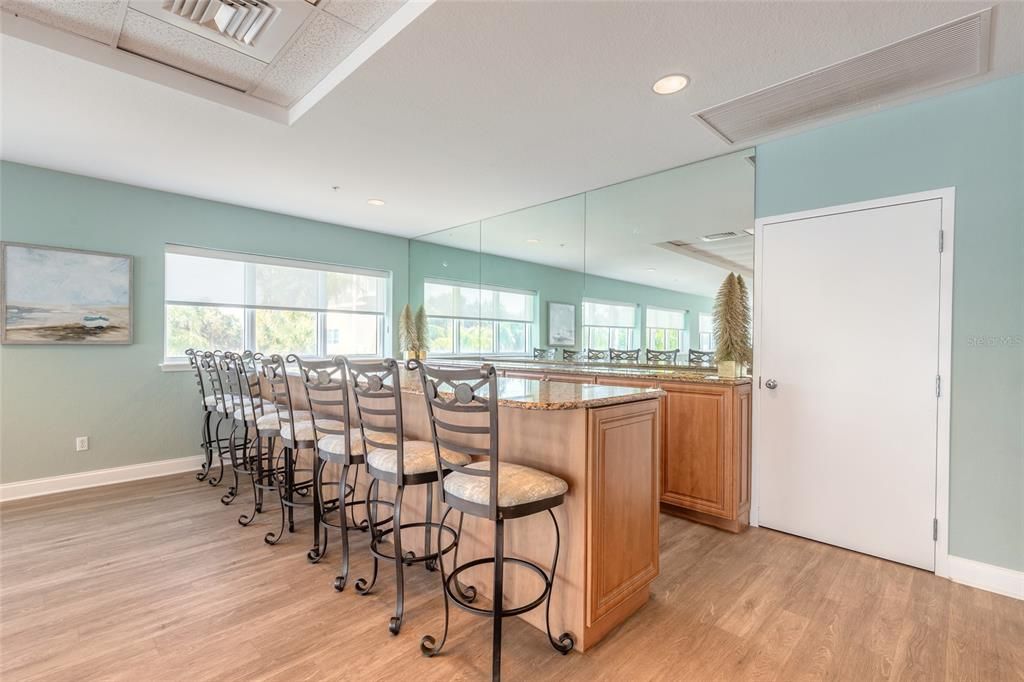 For Sale: $700,000 (3 beds, 3 baths, 2480 Square Feet)