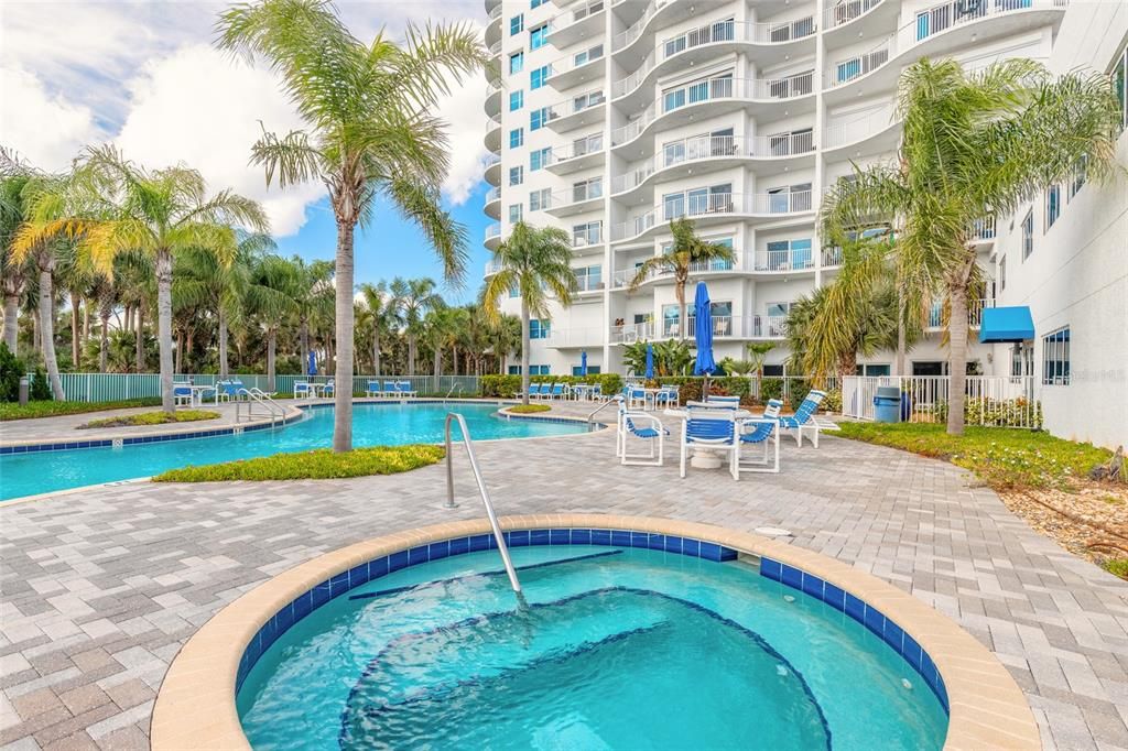 For Sale: $700,000 (3 beds, 3 baths, 2480 Square Feet)