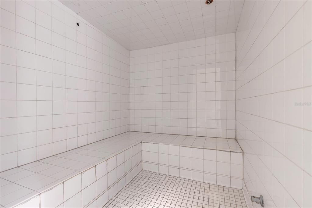 For Sale: $700,000 (3 beds, 3 baths, 2480 Square Feet)