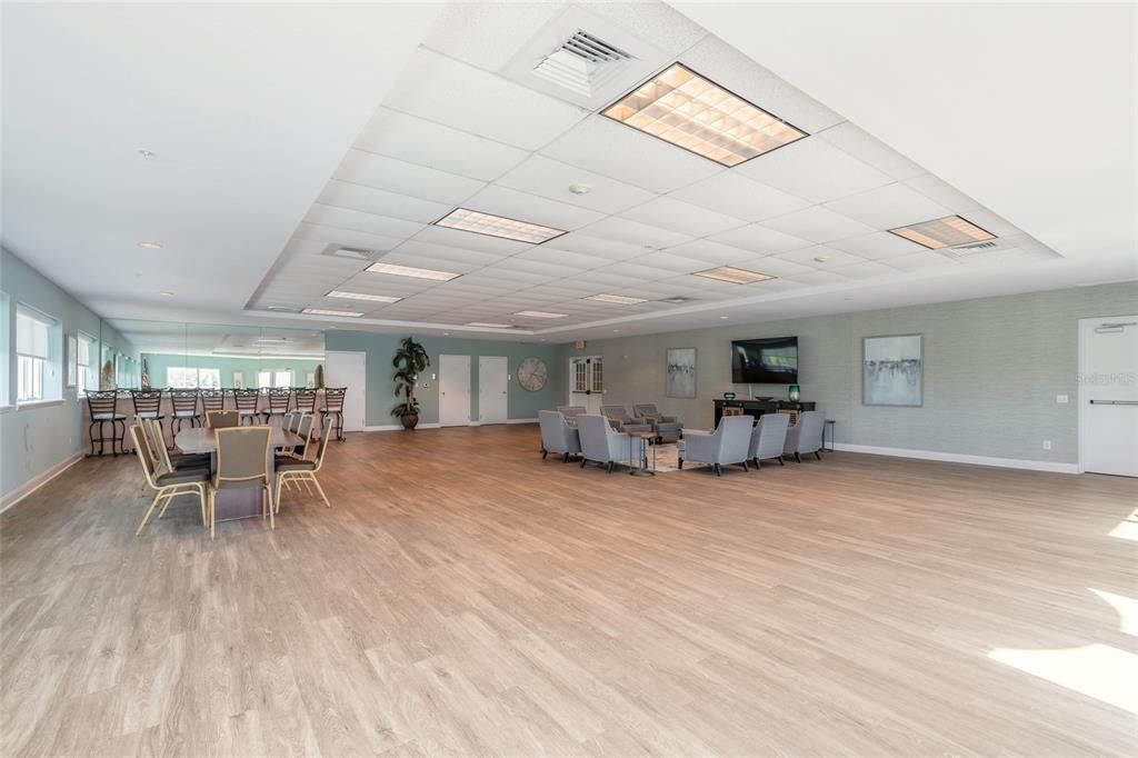 For Sale: $700,000 (3 beds, 3 baths, 2480 Square Feet)