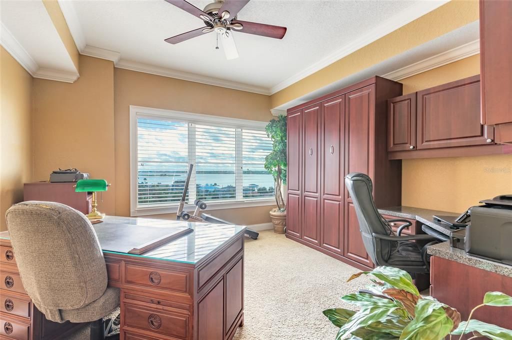 For Sale: $700,000 (3 beds, 3 baths, 2480 Square Feet)