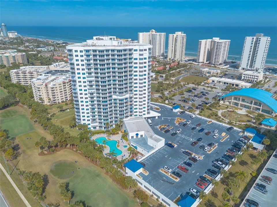 For Sale: $700,000 (3 beds, 3 baths, 2480 Square Feet)
