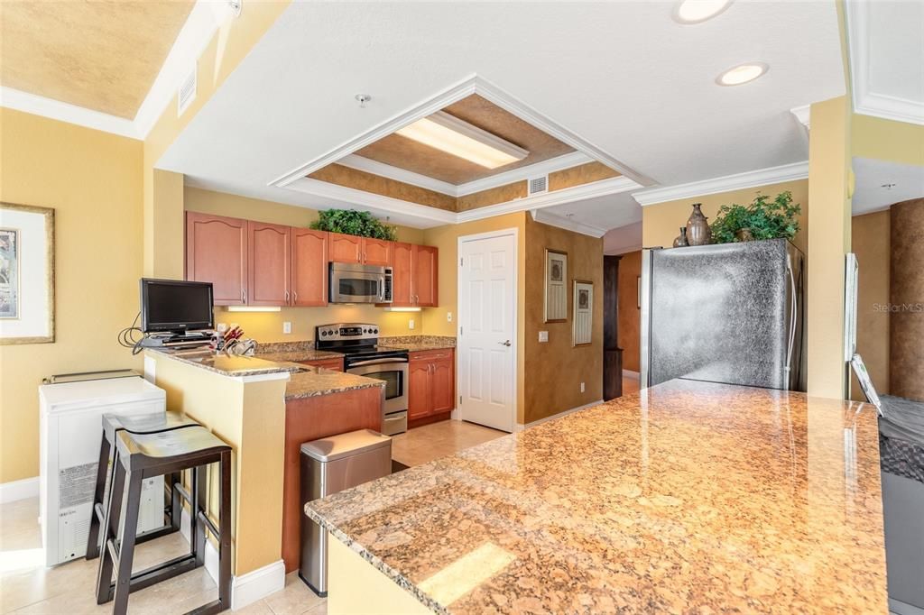 For Sale: $700,000 (3 beds, 3 baths, 2480 Square Feet)