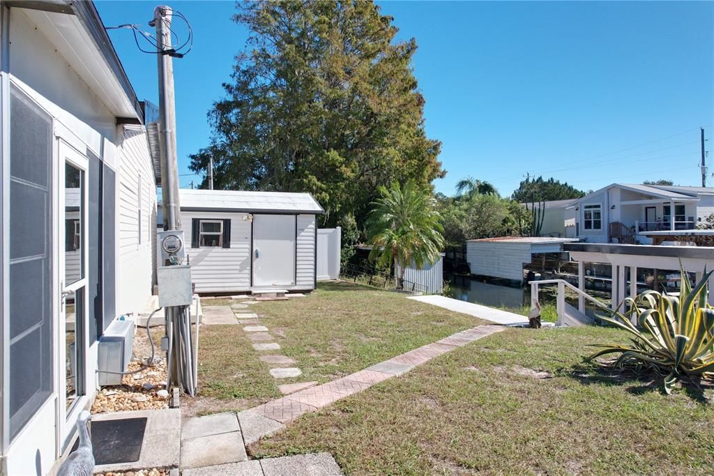 For Sale: $224,900 (2 beds, 2 baths, 1080 Square Feet)