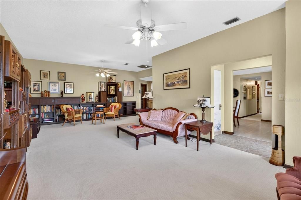 For Sale: $819,900 (3 beds, 2 baths, 1568 Square Feet)