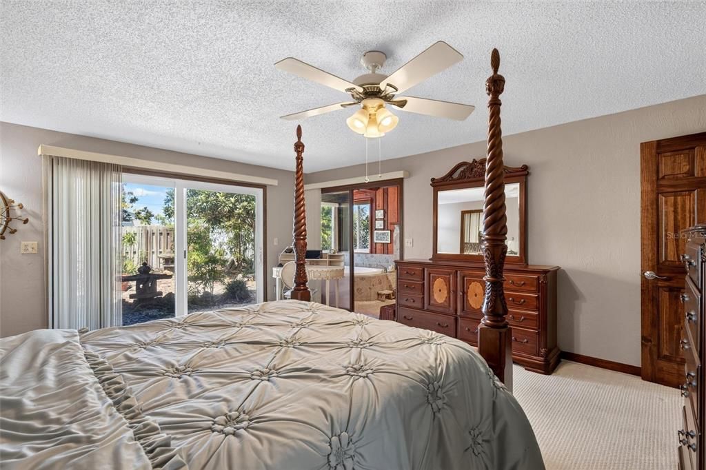 For Sale: $819,900 (3 beds, 2 baths, 1568 Square Feet)