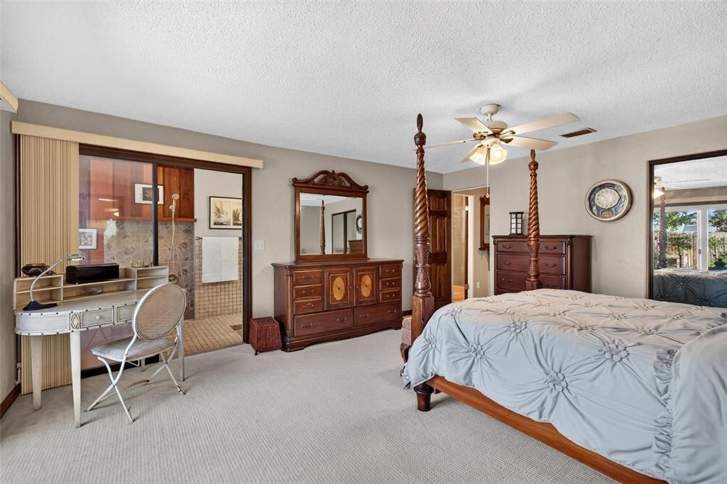 For Sale: $819,900 (3 beds, 2 baths, 1568 Square Feet)