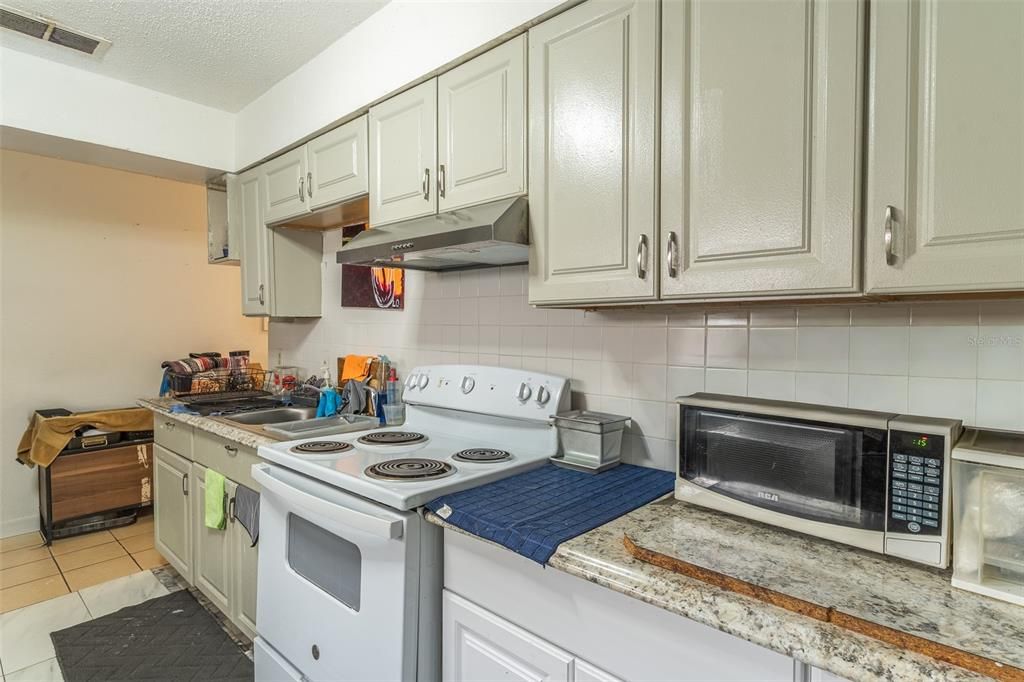 For Sale: $329,990 (4 beds, 0 baths, 1674 Square Feet)
