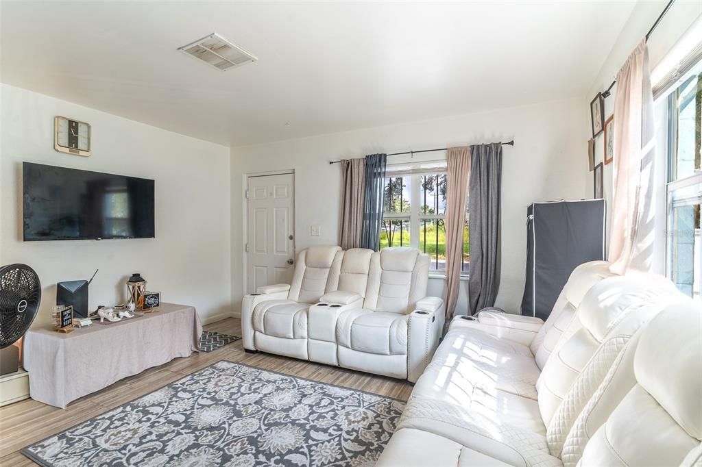 For Sale: $329,990 (4 beds, 0 baths, 1674 Square Feet)