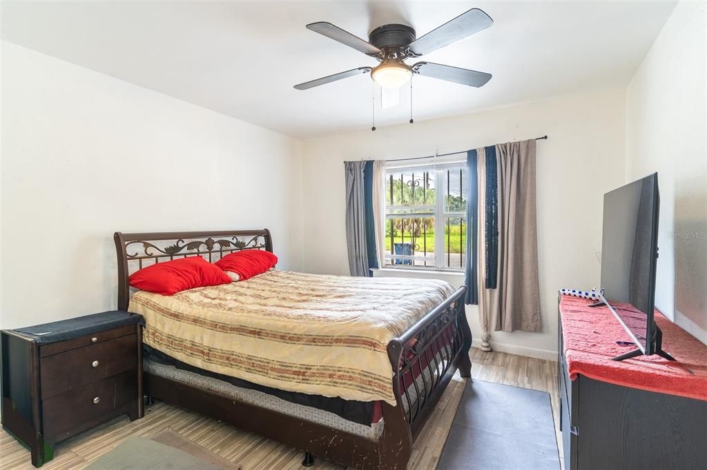 For Sale: $329,990 (4 beds, 0 baths, 1674 Square Feet)