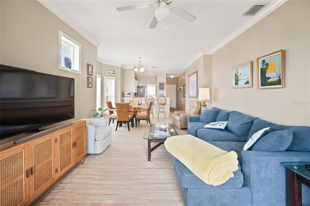 待售: $275,000 (3 贝兹, 2 浴室, 1161 平方英尺)