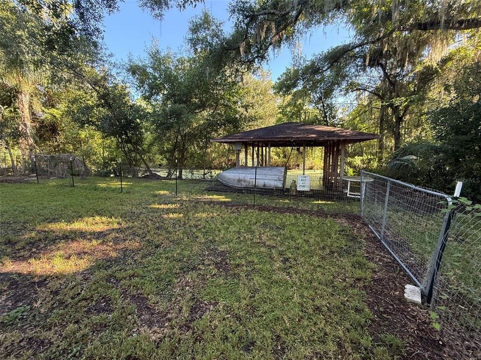 For Sale: $450,000 (3 beds, 2 baths, 1700 Square Feet)
