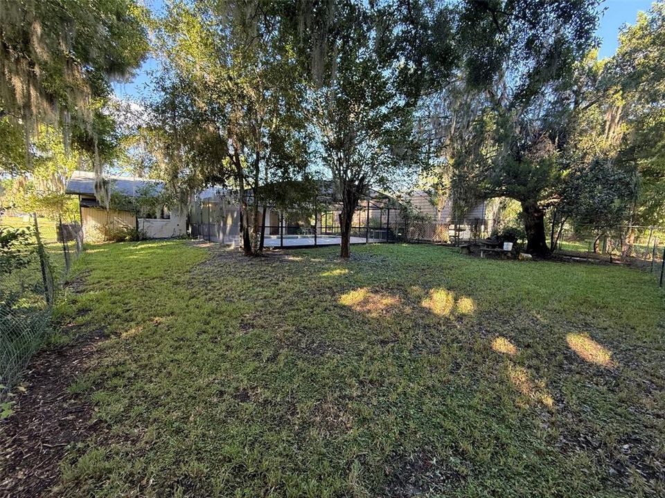 For Sale: $450,000 (3 beds, 2 baths, 1700 Square Feet)