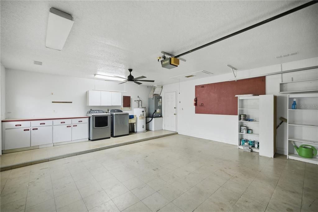 For Sale: $234,900 (2 beds, 2 baths, 1224 Square Feet)