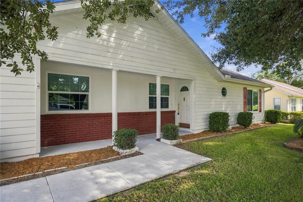 For Sale: $234,900 (2 beds, 2 baths, 1224 Square Feet)