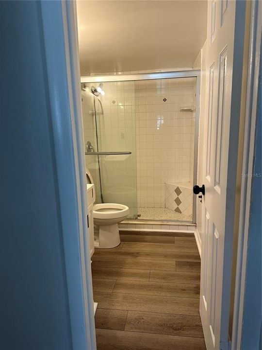 For Sale: $110,000 (2 beds, 1 baths, 826 Square Feet)